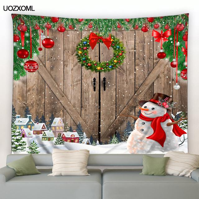 

Рождественский гобелен Винтаж Коричневый Деревянная дверь Зеленая ветка сосны Рождественские шары Зимний пейзаж Новый год Домашний садовый декор Настенный декор 95x75cm