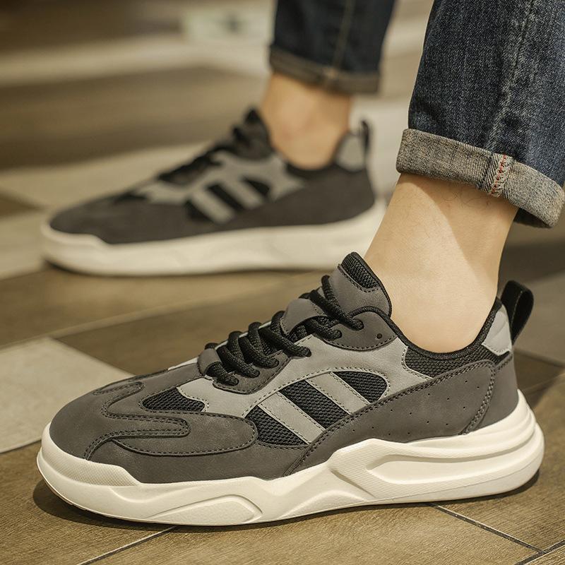 

2025 новая мужская обувь сетчатая дышащая белая обувь мужская ультралегкая спортивная обувь для папы мягкая подошва повседневная обувь для скейтборда мужская 44