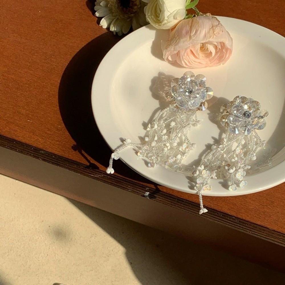 Luxury Floral Tassel Earrings Zinc Zinc Alloy Long Ear Drop Summer White Flower Earrings  Gift