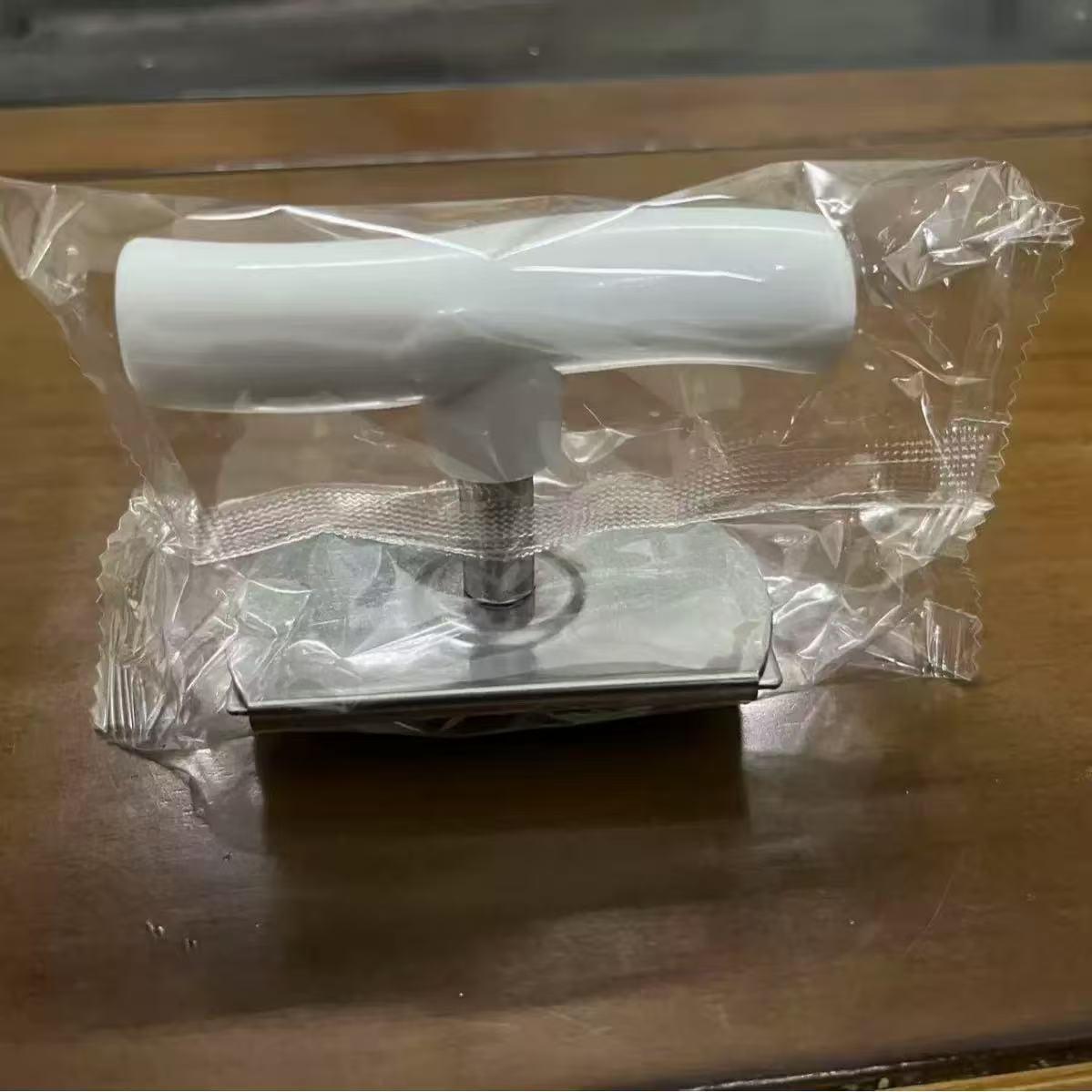 Labor-Saving Stainless Steel Lid and Bottle Opener
