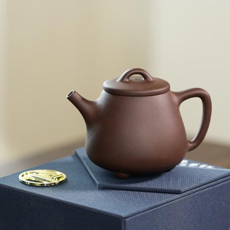 Wanchunhe Zisha Tea Set with Phoenix Whistle Pot