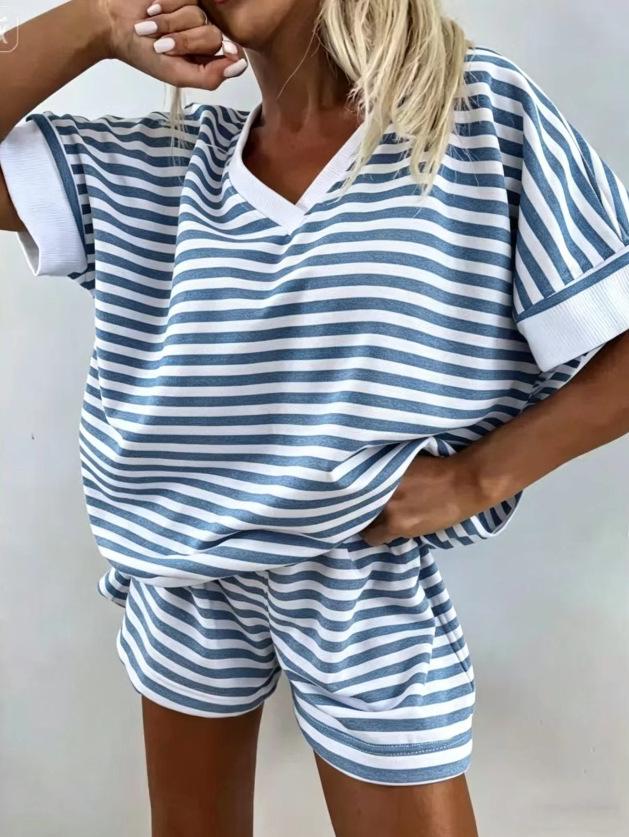 European and American Women's Stripe Knit Two-Piece: Loose Sweatshirt & High-Waisted Shorts Set