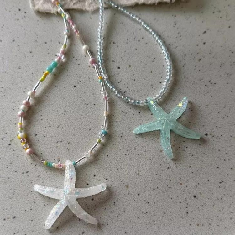 Unique Starfish Pendant Necklace Adorable Animal Jewelry Modern Streetwear Necklace Suitable for Boys and Girl Present