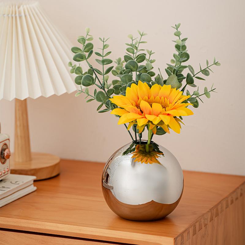 Lusso Leggero, Sensazione di Alta Gamma, Argento Elettrolucidato, Forma Sferica, Vaso in Ceramica, Decorazione Soggiorno, Composizione Floreale, Ornamenti Decorativi
