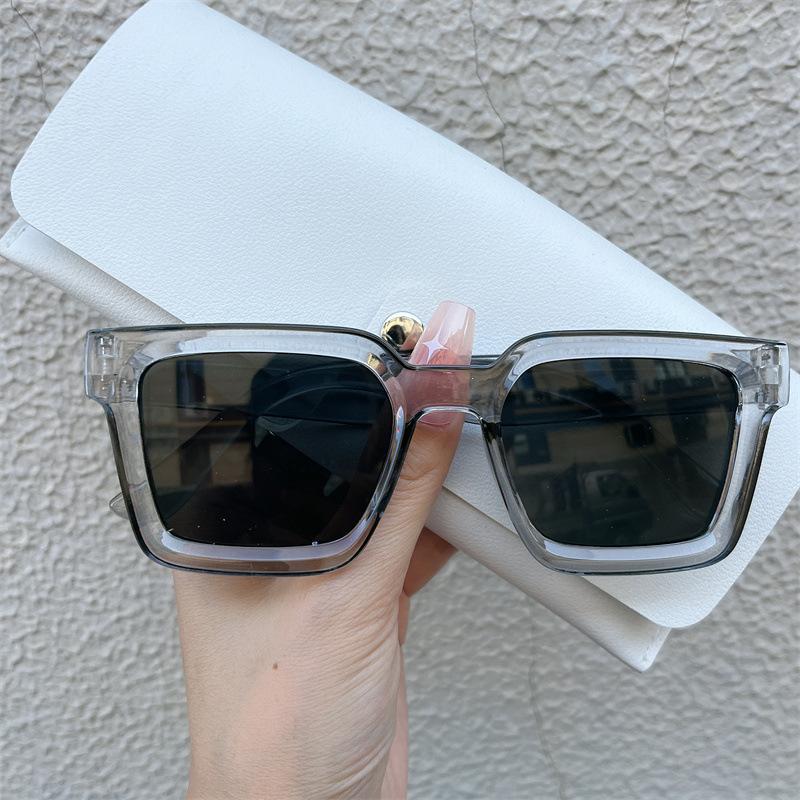 New Vintage Men Rectangle Frame Sunglasses Fashion Retro Eyeglasses Luxury Design Shades Eyewear Women UV400