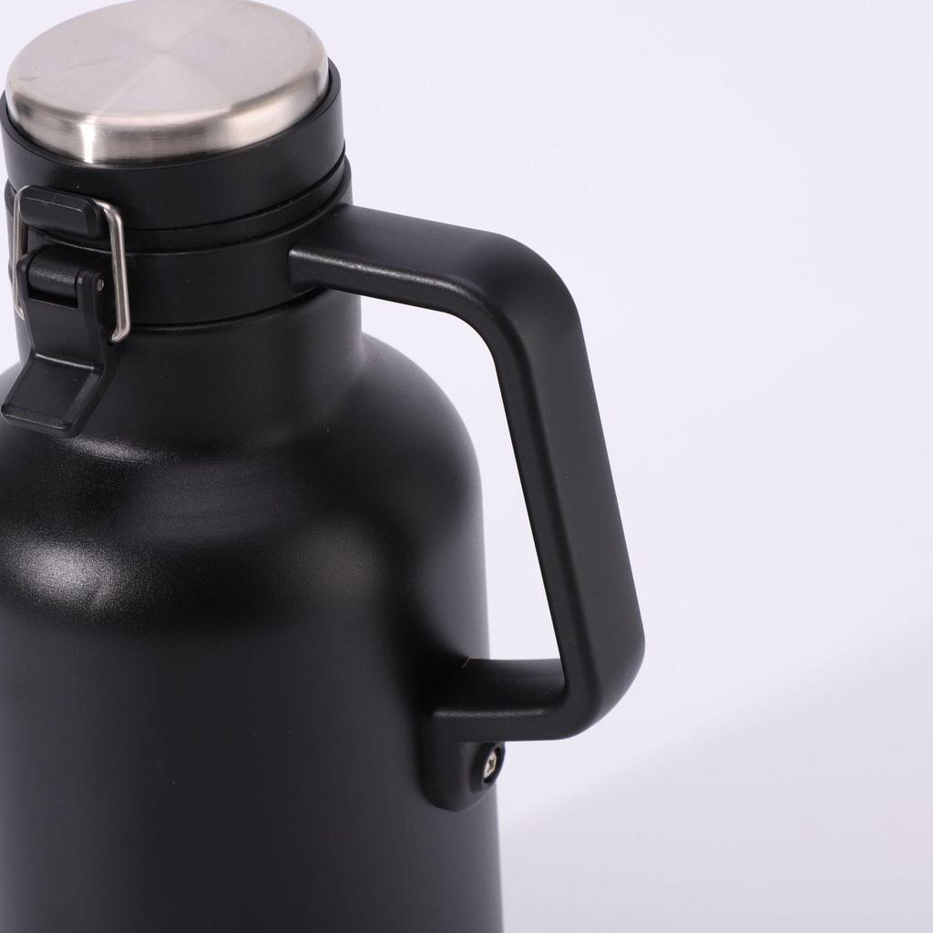 Large Capacity Fashion Ice King 304 Stainless Steel Travel Kettle - Outdoor Double-Layer Vacuum Water Cup