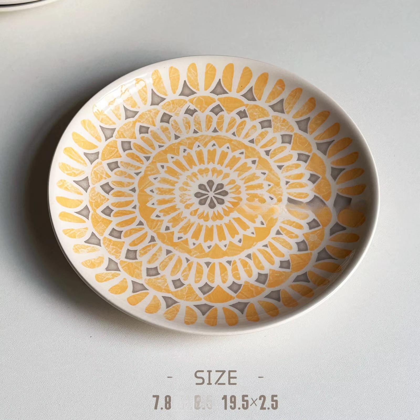 

Ceramic Round Shape Floral Plates Dinner Sets Large Capacity Large Plate Dessert Salad Plate Beautiful Table Tableware Services