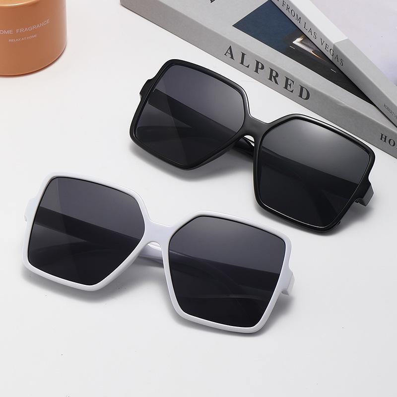 Sunglasses Women Fashion Square Oversized Sun Glasses Personalized Cat Eyes Colorful Gradient Driving Googles Uv400 Gafas De Sol