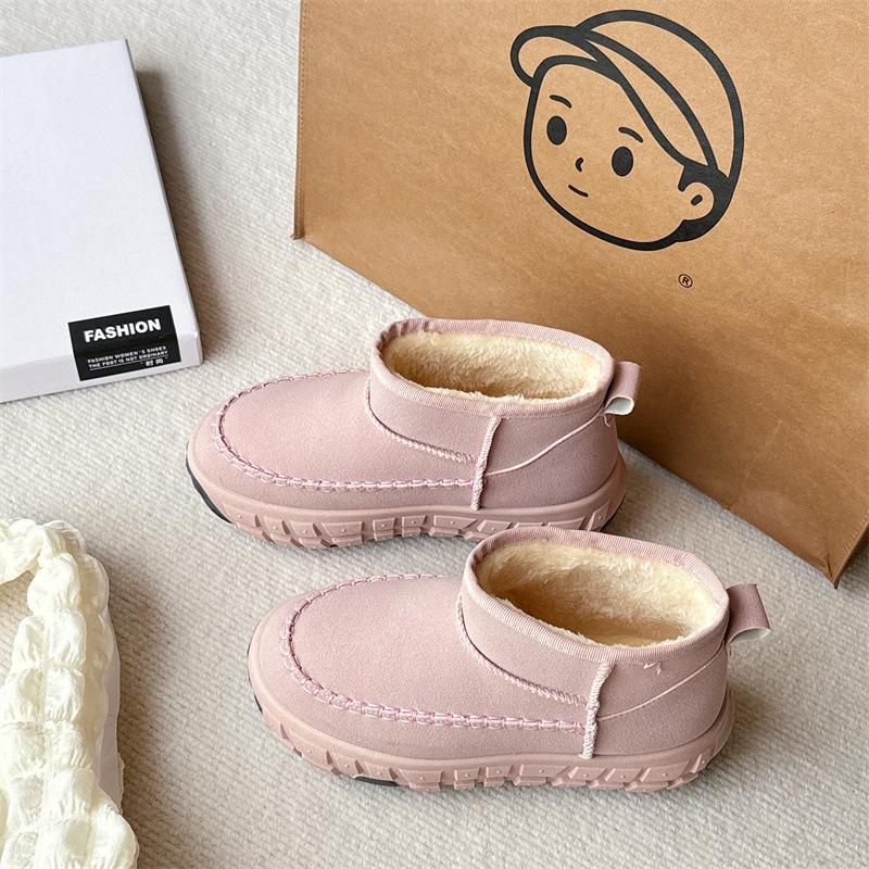 Thick-soled snow boots women's 2025 new winter short tube piled and thickened versatile warm inner heightening casual cotton shoes