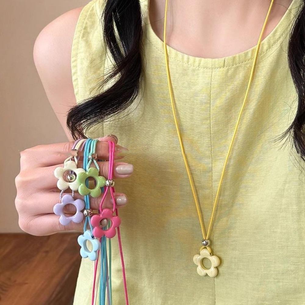 Colorful Hollow Flower Pendant Necklace for Women Adjustable Rope Sweater Decoration Party Gifts Choker Jewelry Accessories
