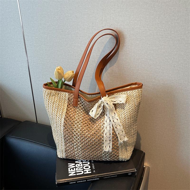 New fashion woven large-capacity shoulder bag women's casual versatile tote bag simple beach bag trendy