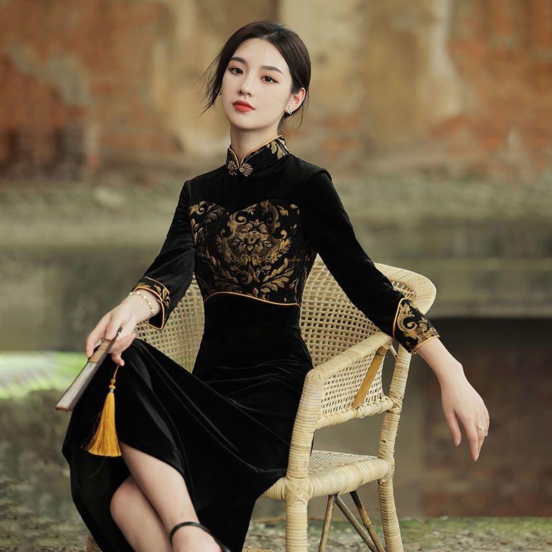 2025 New Gold Velvet Long-sleeved Style Noble Retro Chic Autumn and Winter Mid-length