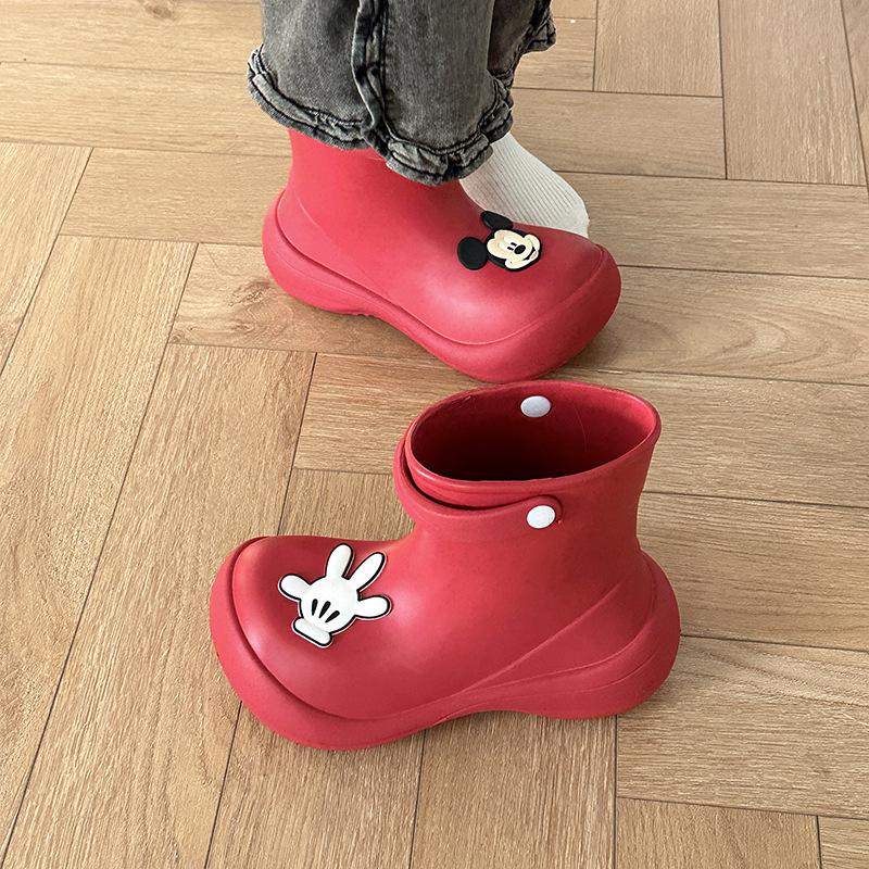 Cute cartoon Mickey solid color rain shoes women's 2025 summer new fashion outer wear adult rubber shoes non-slip rain boots