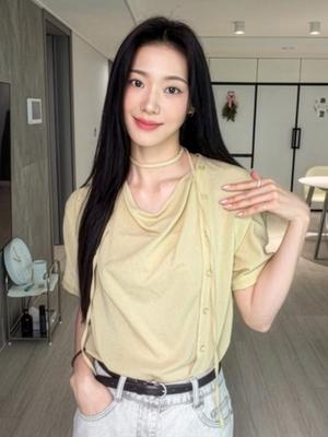 Beuienwaiseutyudio Draping Asymmetrical Short Sleeve Blouse_Yc5Sseg