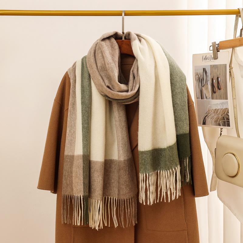 Autumn and winter new 100 wool scarf women's light luxury high-end plaid shawl versatile enlarged thickened warm scarf