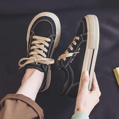 2025 Summer Casual Versatile Little White Shoes Black Big Head Shoes Autumn Platform Breathable Board Shoes Large Canvas Shoes Women