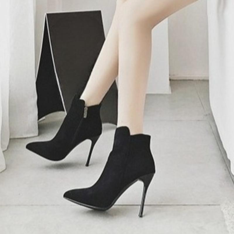 Módní boty na vysokém podpatku Dámské podzimní a zimní nové špičaté semišové boty s krátkou holení a úzkým podpatkem