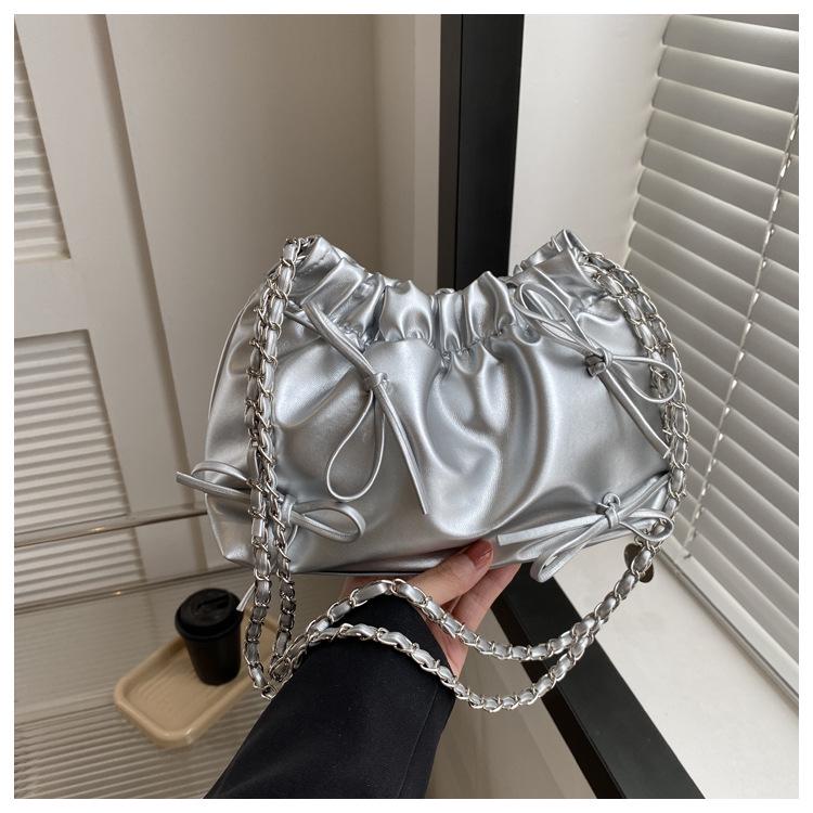 

Жіноча сумка-відро через плече великої місткості з текстурою - Проста, універсальна сумка для навчання та поїздок срібний