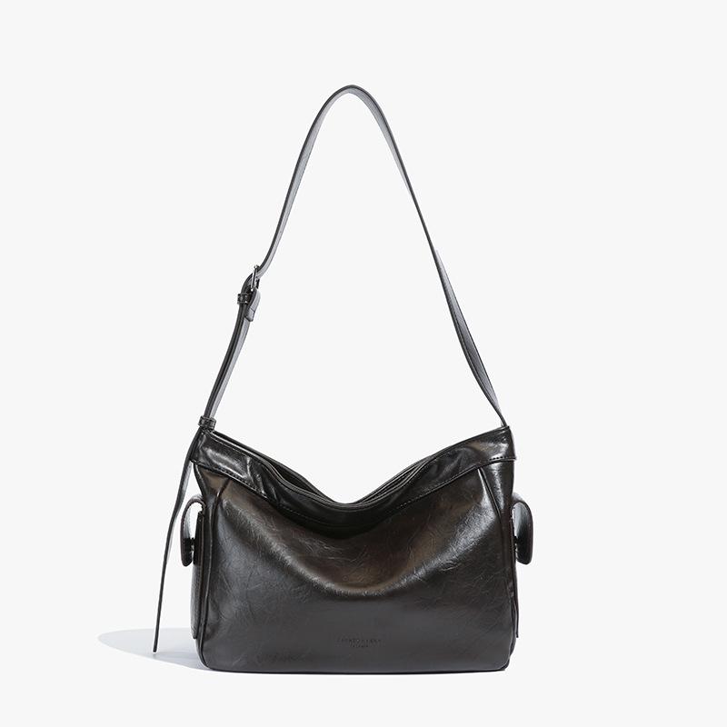 Korean Version Niche Design Large-capacity Simple Bucket Bag Women's 2025 Autumn and Winter New Fashionable Versatile Small Tote Bag