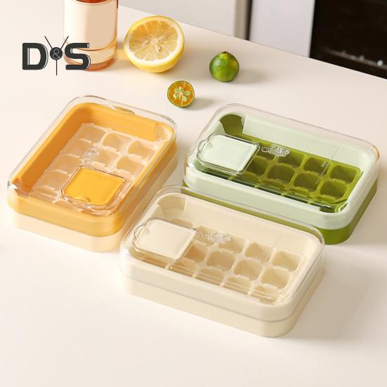 Ice Cube Tray with Lid 15 Cubes Ice Grid Easy-Release Silicone Bottom Stackable Ice Trays for Freezer