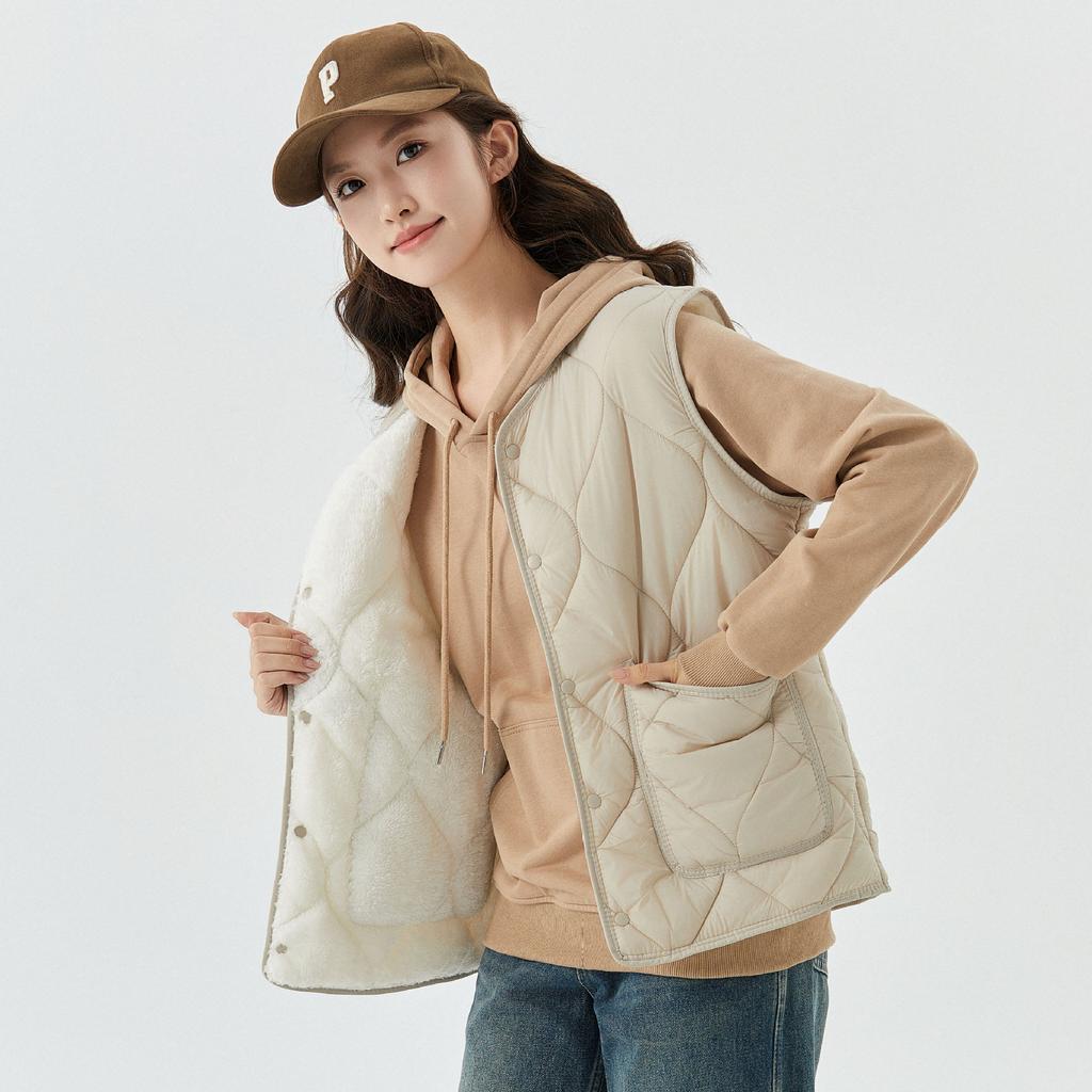Women's Warmth Increased Thickened and Padded Inner Shoulders Women's Lamb's Wool Buttons Casual Outer Wear Cotton Vest Fashionable and Warm