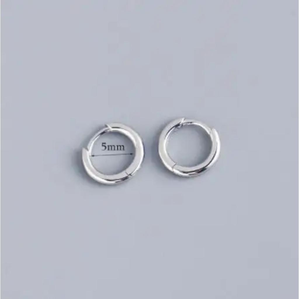 Geometrische Kleine Edelstahl-Creolen für Damen Punk Hip-Hop Ohrringe Trendschmuck