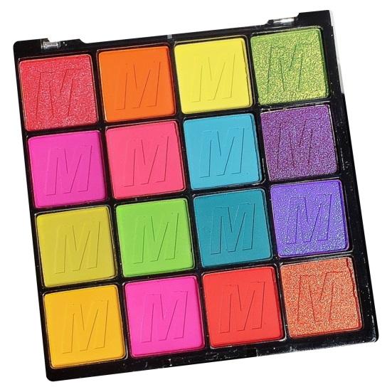 16 Color Eye Shadow Palette Vibrant Pigmented Shades Long-lasting Portable Eyeshadow Palette for Stunning Makeup