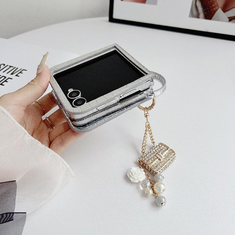 Чохол-кросбоді для Samsung Z Flip7 з текстурою алігатора, протиударний, з підвіскою