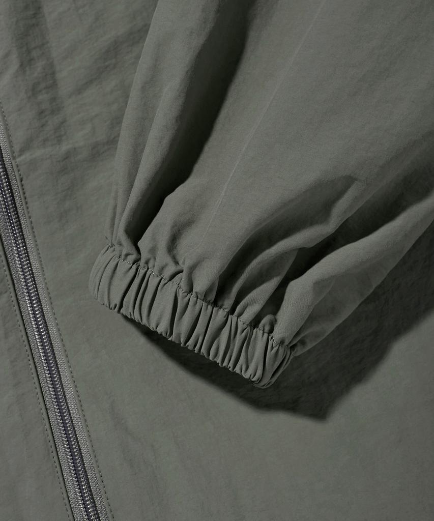Slit Studio Lettering Windbreaker Jacket Khaki