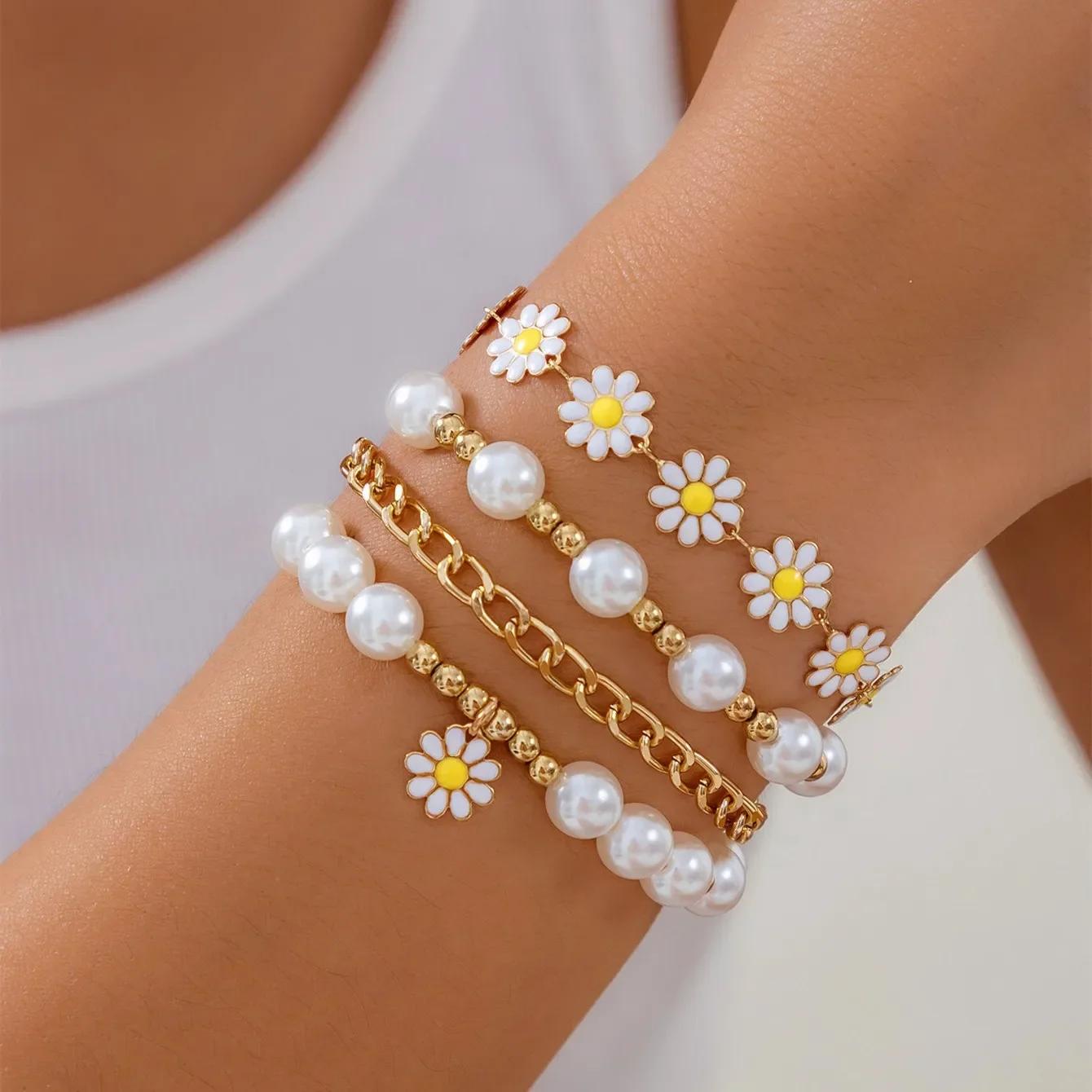 

5pcs Set Charm Daisy Flower Pearl Heart Bracelet for Women Personality Trendy Multilayer Gold Color Zircon Jewelry Set Gift