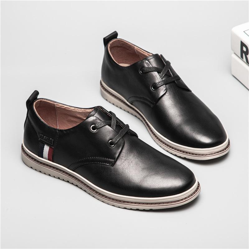 Skateboardové boty Pánská první vrstva hovězí kůže Nové ploché podpatky Měkký spodek Šněrování s kulatou špičkou Obuv pro volný čas odolná proti opotřebení