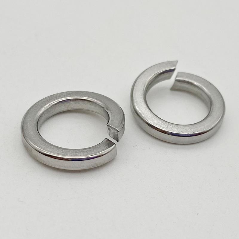 Imperial 304 Stainless Steel Elastic Spring Washer, British Standard, Sizes: 1/4, 1/2, 5/8.