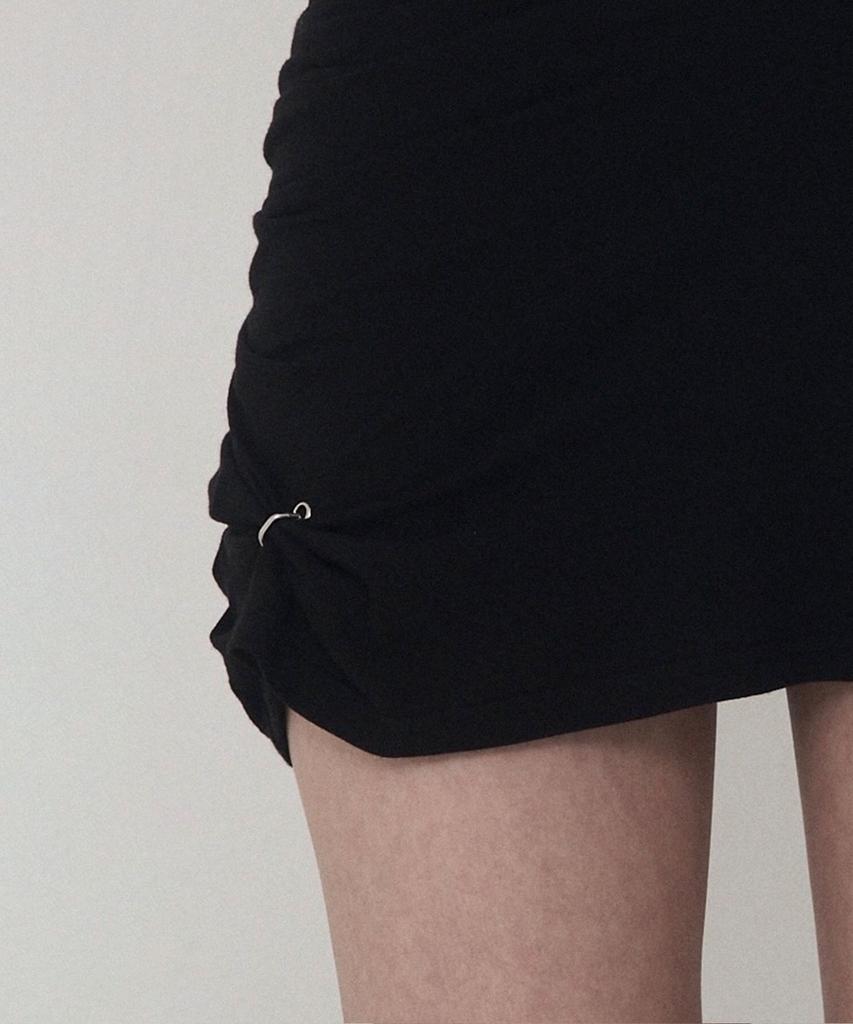 ETRE AU SOMMET Piercing Drape Setup Mini Skirt (Black)