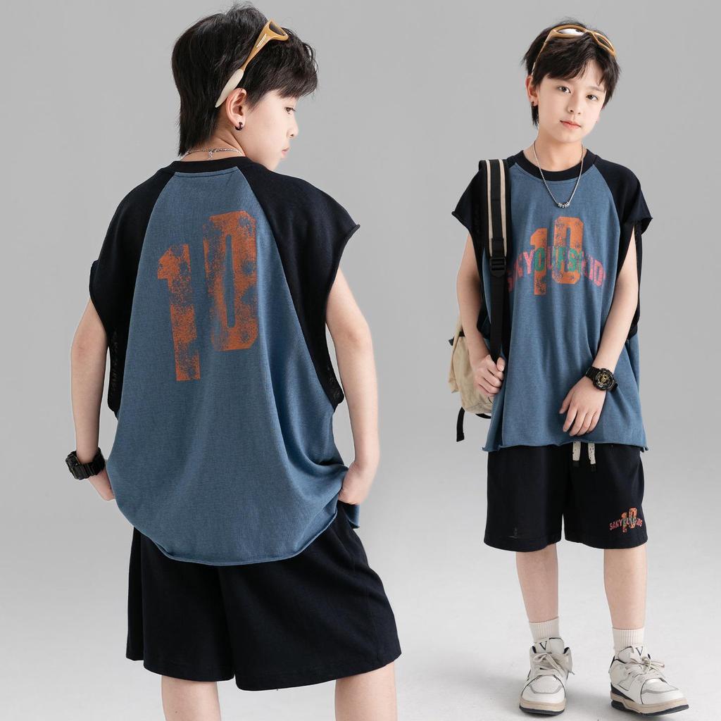 Color Block Boys' Korean Style Summer Sportswear Set - Loose Fit, Short Sleeve & Shorts, Medium/Large