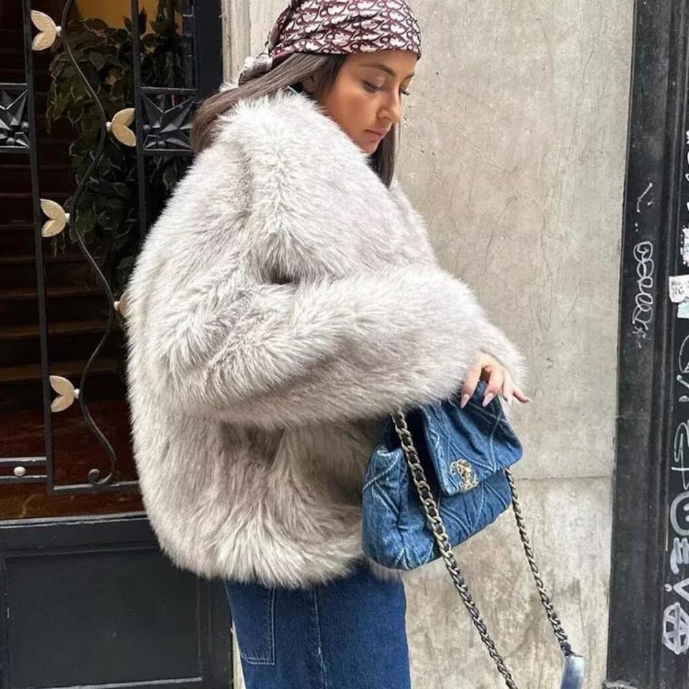VAYLA Woman Autumn Winter Faux Fur Coat Plush Fluffy Women's Jacket New in Outerwears White Red Gray Black Wool Blends Coats