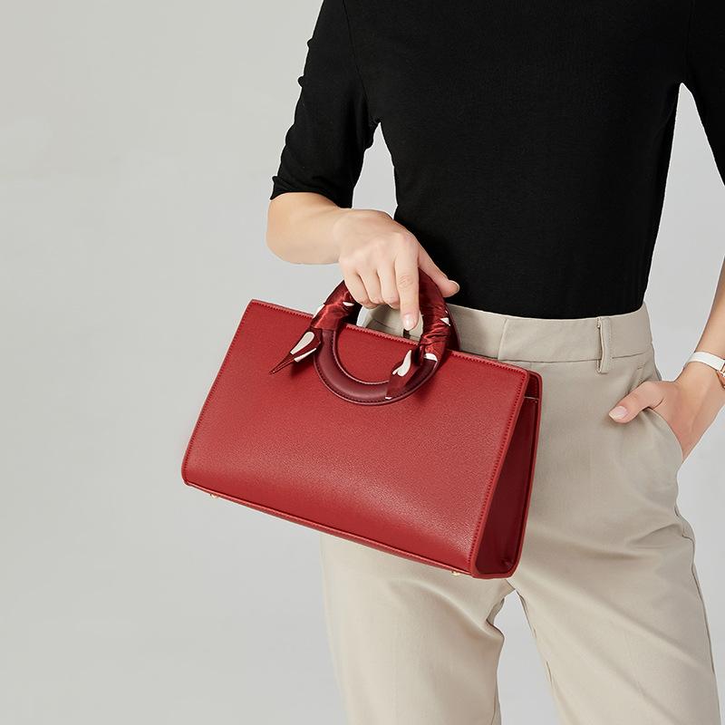 Wedding Bag Female Bride Niche High Sense Large Capacity Red Wedding Bag Messenger Wedding Handbag