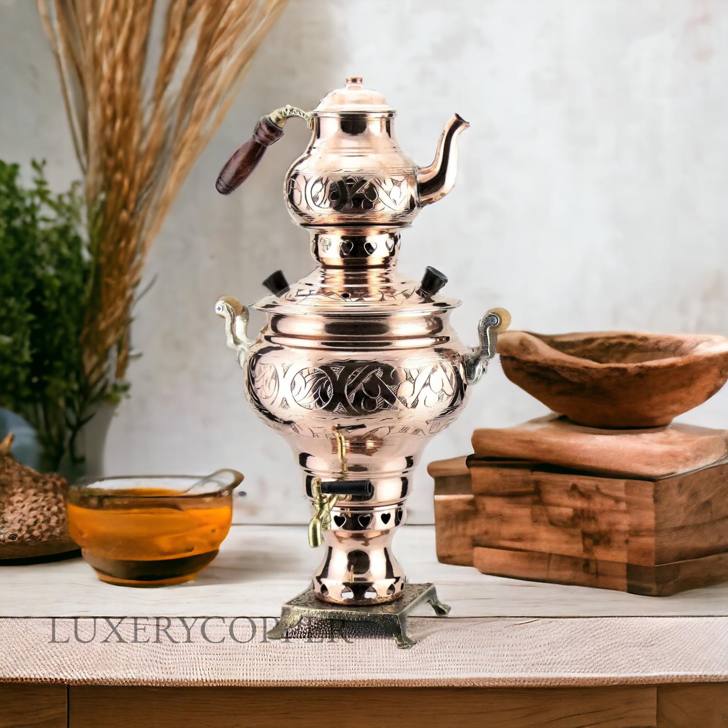 

Самовар с долотом и гравировкой, уголь, красная медь, 3 литра