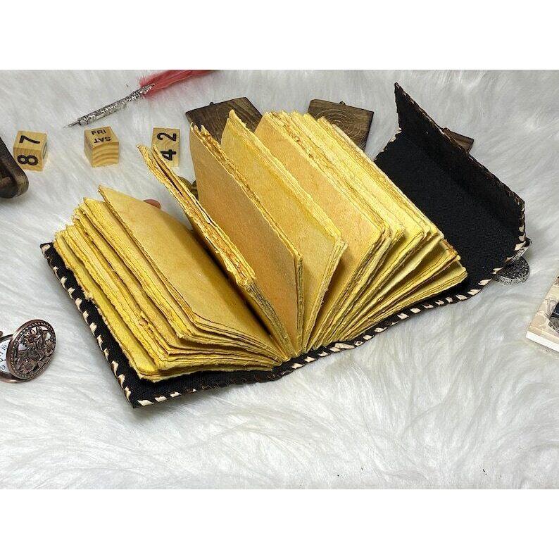 400 stran Book of shadows vintage kožený deník grimoárový deník s ruční prací