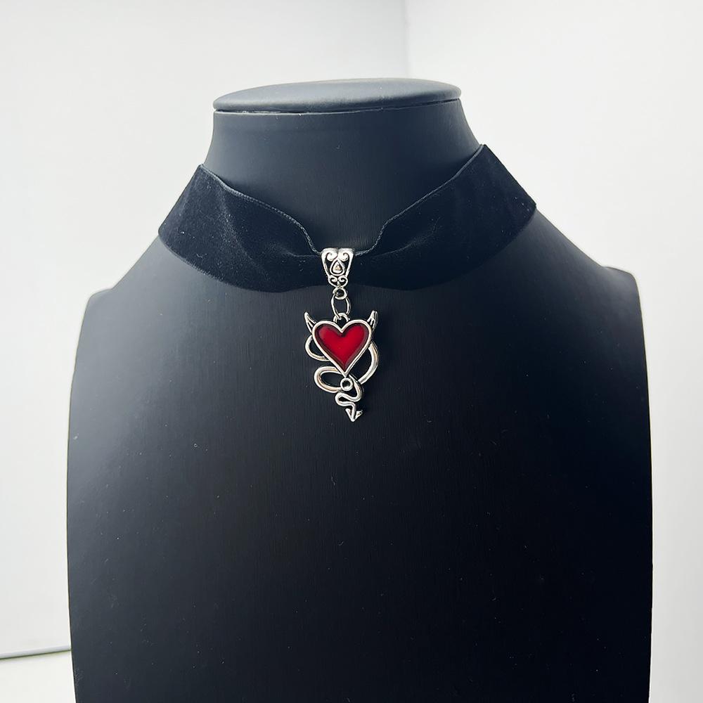 Gothic Red Heart Velvet Choker Necklace