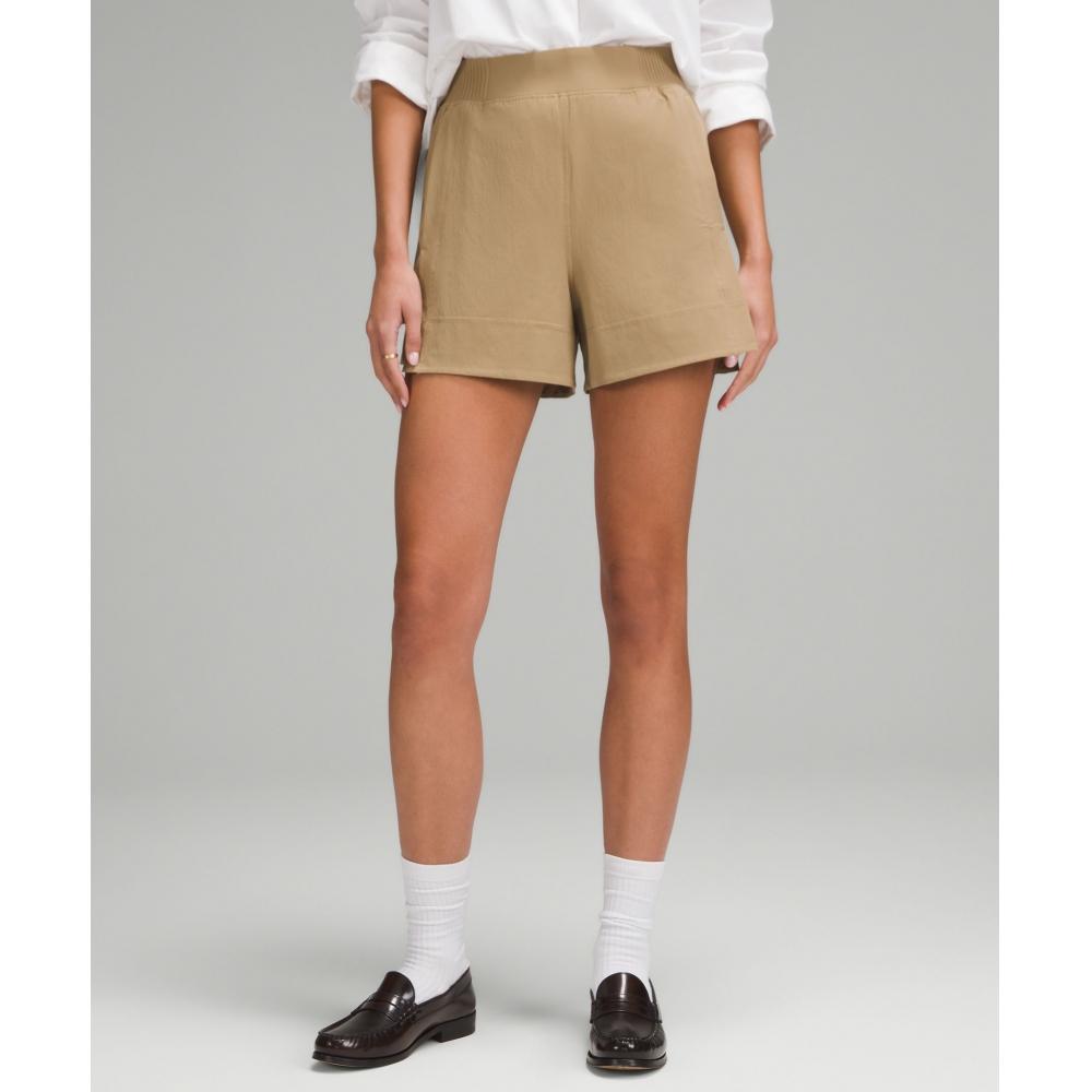 

Lululemon Stretch Woven Relaxed Fit High Rise Short 4 Filbert Tan XS