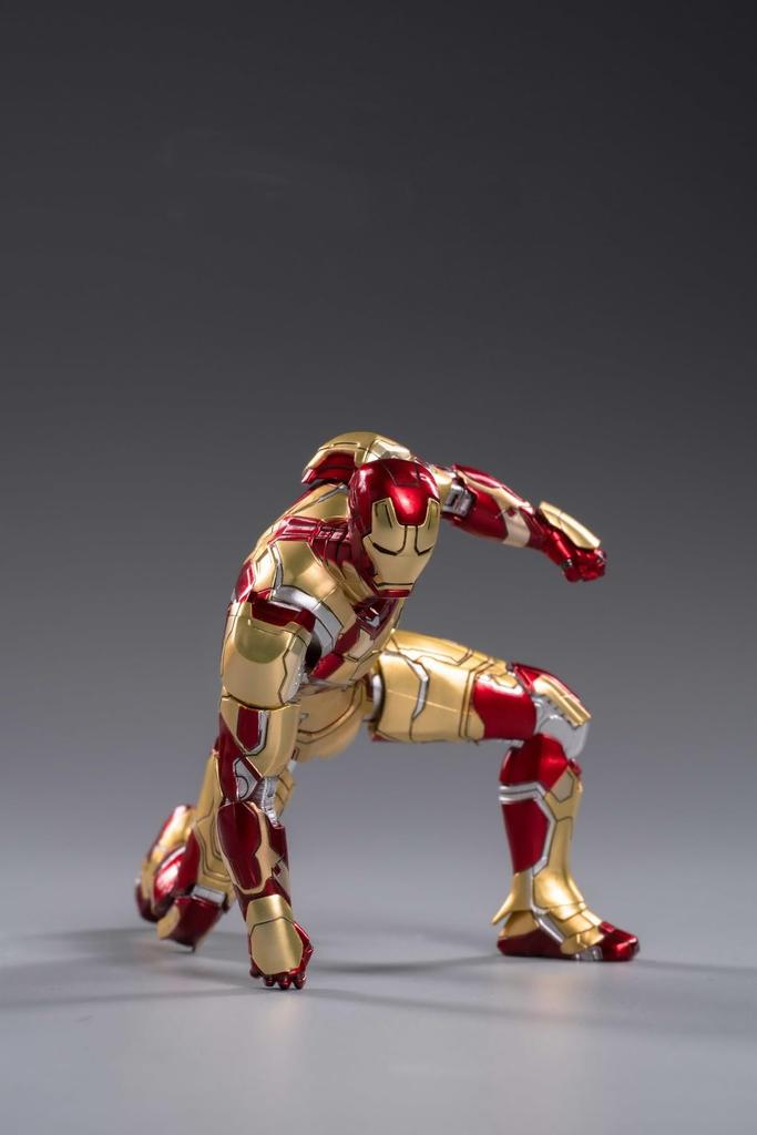 ZD TOYS Iron Man Mark 42 MK42 Scale Painted Movable Figure "Marvel Studios 3" 1/10