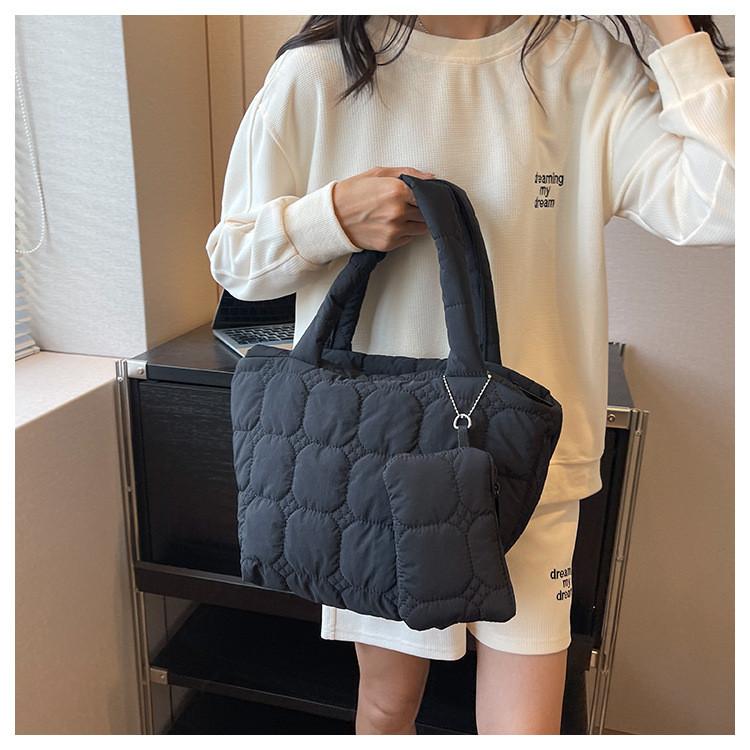 Ielgy Fashion Casual Large-Capacity Korean Version Cotton-padded Bag Simple Shoulder Tote Bag