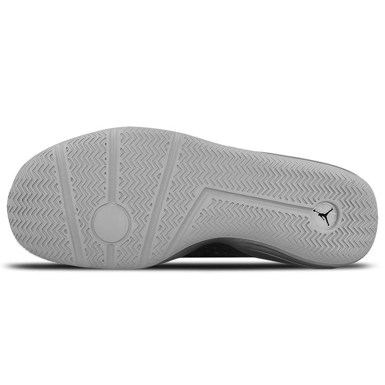 Jordan Reveal Black 834229-010