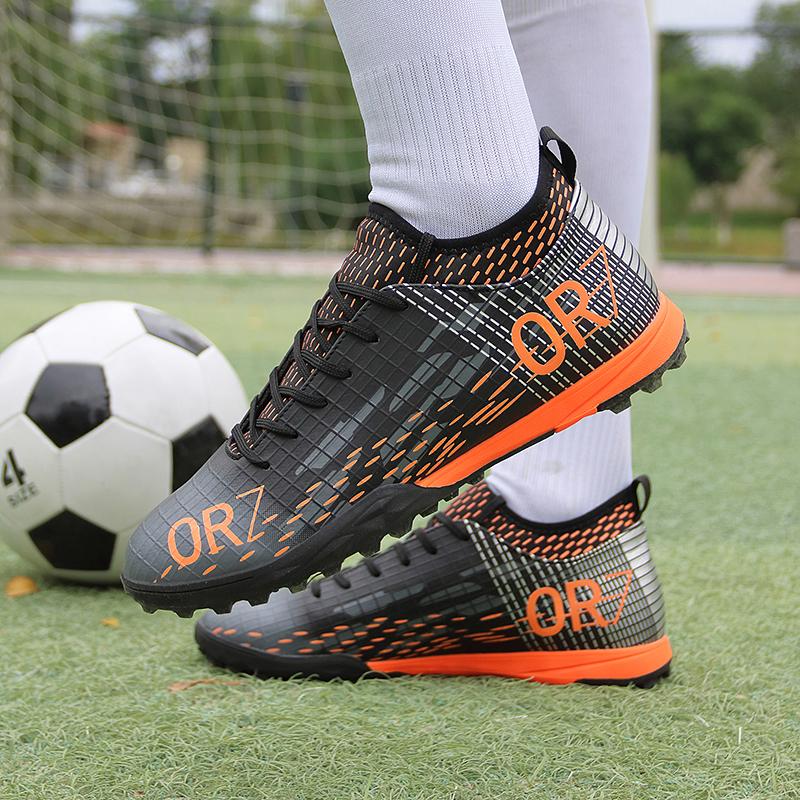 Mens Soccer Shoes Professional Society Training Field Football Boots Outdoor Sports Football Tournament Shoes for Men
