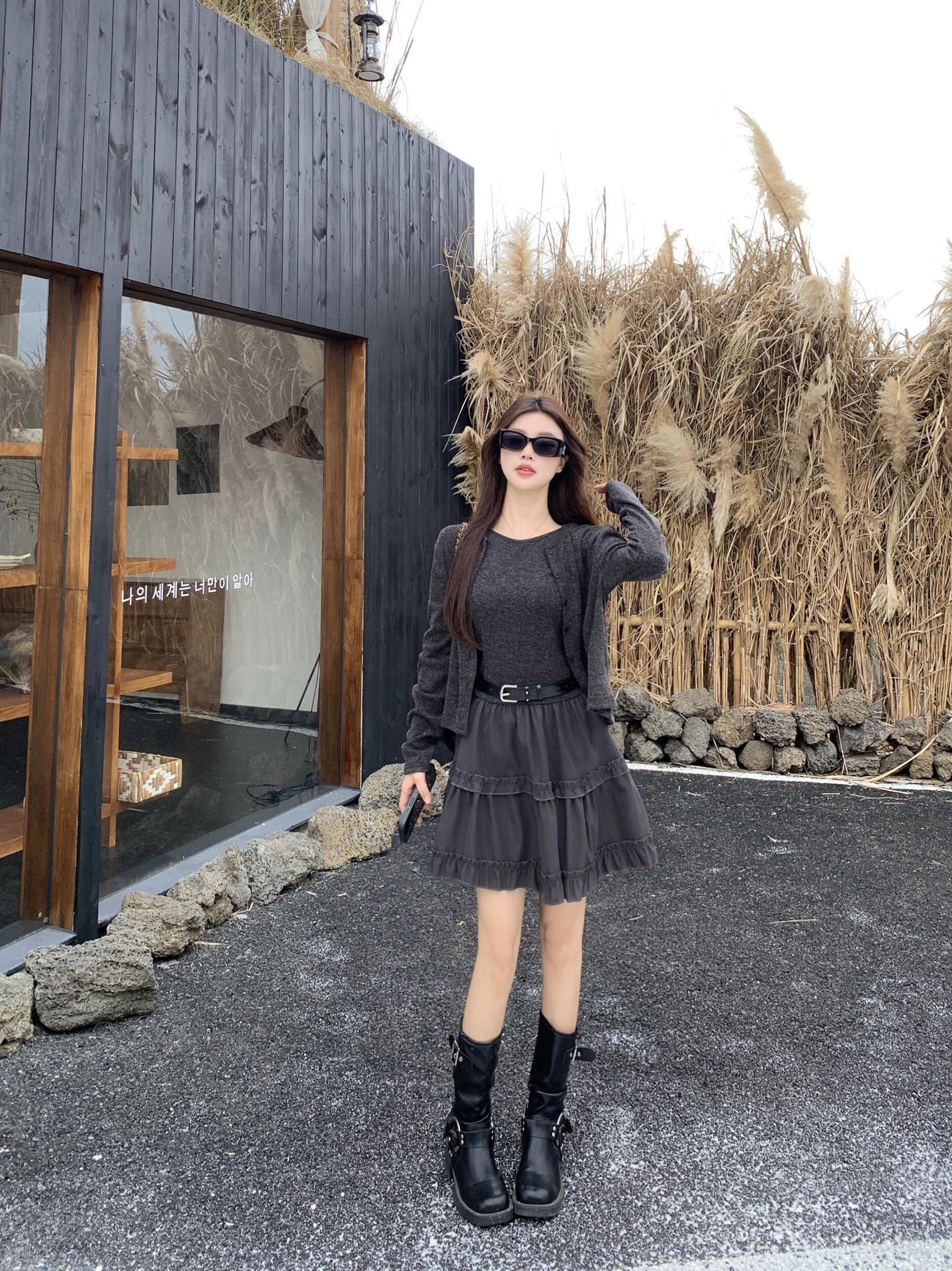 

Plus Size Korean Style Grey Suit Skirt with Patchwork Vest & Cardigan - Autumn/Winter College Two-Piece Dress XL темно-серого