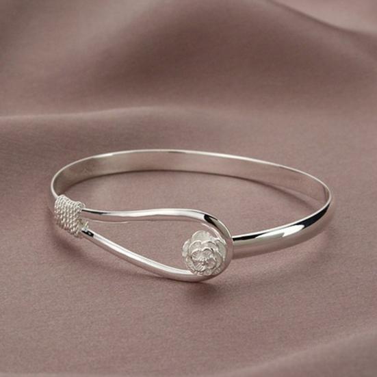 Bracelet Opening Design Flower Buckle Electroplating Bright Luster Unfading Decorate Jewelry Gifts Light Luxury