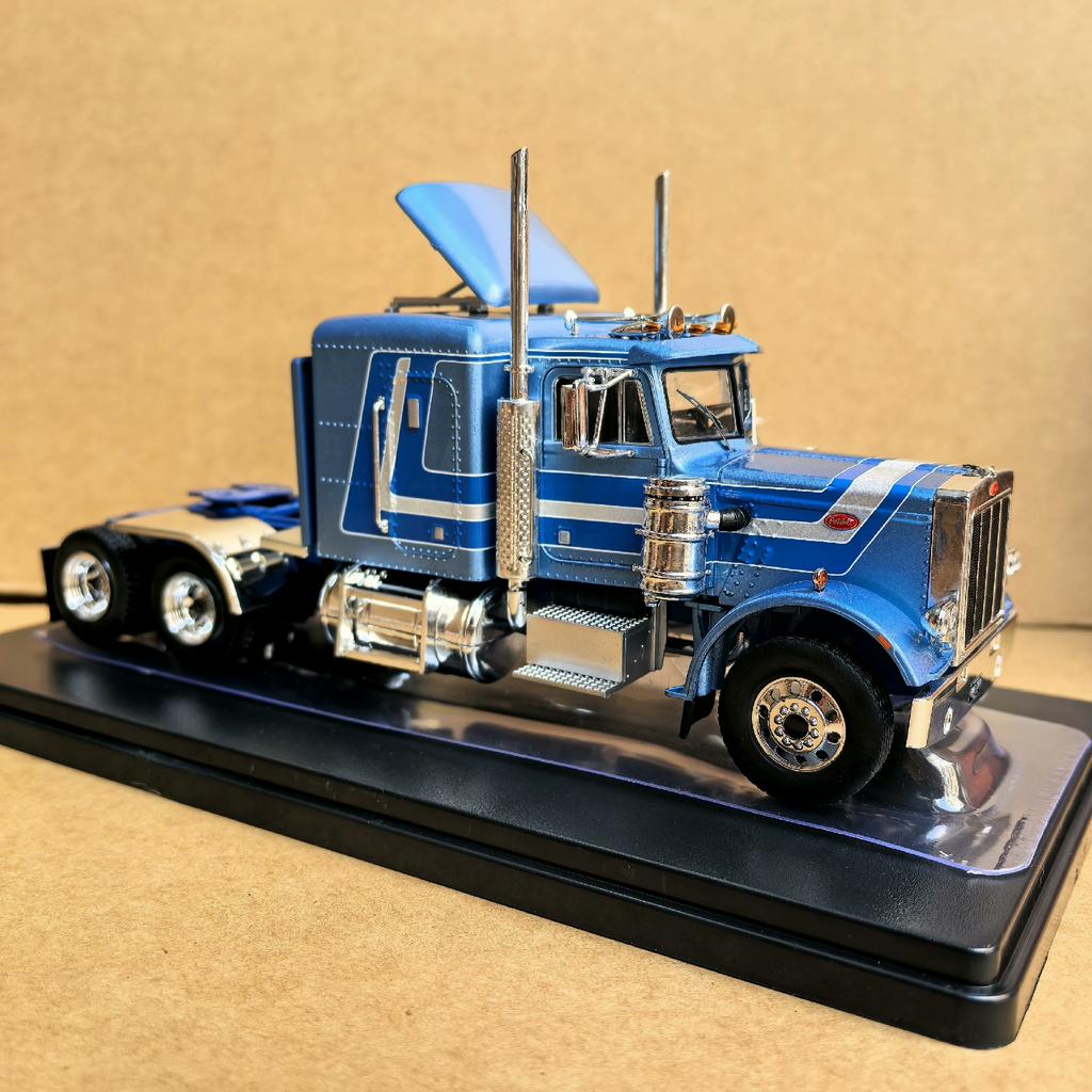 Diecast IXO 1/43 Scale PETERBILT Truck Trailer 359 1973 W7 Alloy Car Model