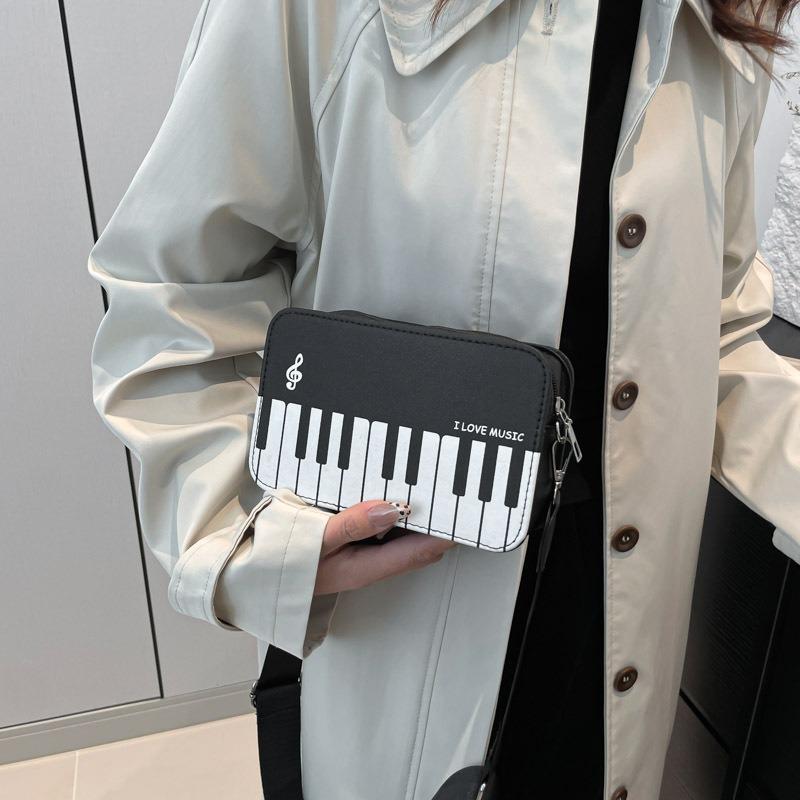 Women's bag new trendy high-end fashion spring retro versatile shoulder messenger bag piano small square bag