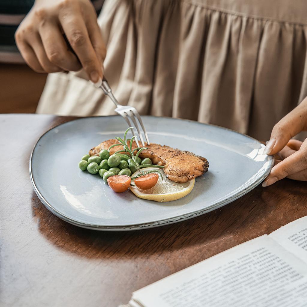 Utvald Retro Keramisk Specialformad Tallrik Hushåll Kreativ Tallrik Tallrik Grönsakstallrik Västlig Tallrik Restaurang Oregelbunden Tallrik