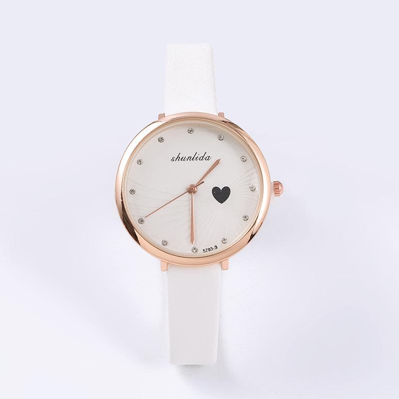 Fashion Women'S Personalized Love Belt Watch Simple Temperament Versatile Quartz Watch Student Watch
